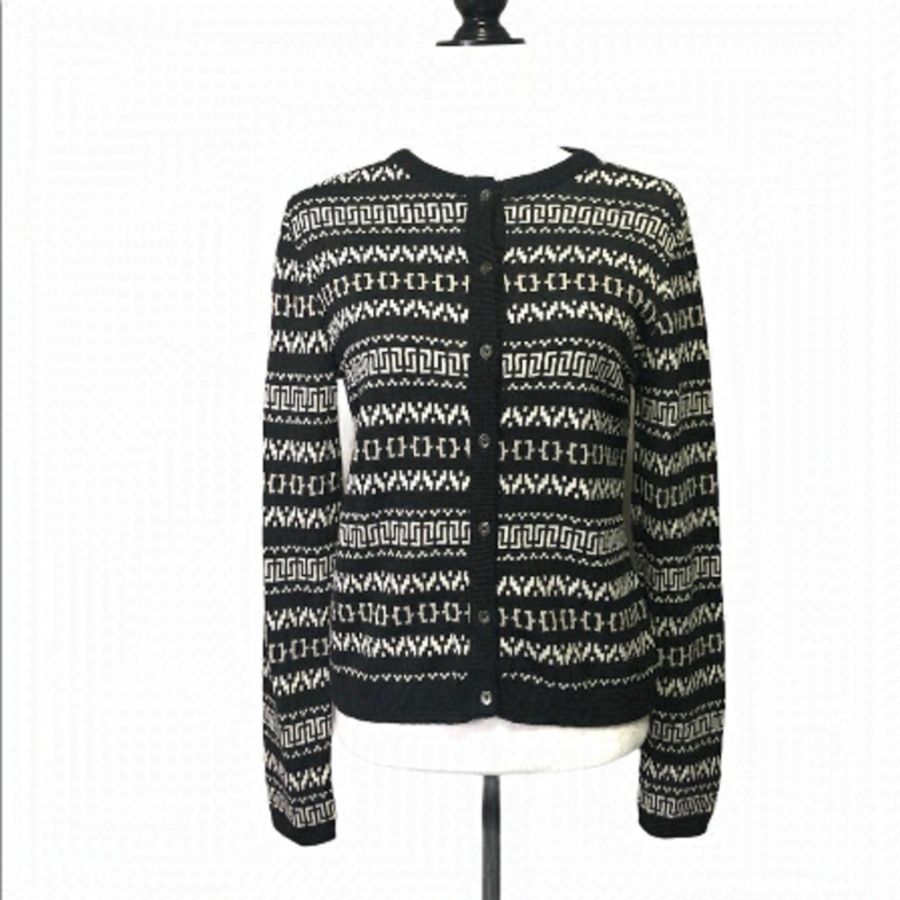 🆕 mondi knitted virgin wool cardigan